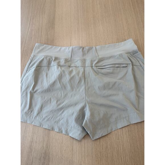 Athleta Trekkie North Pull On Shorts Size 22 Hiking Athletic - Picture 10 of 11